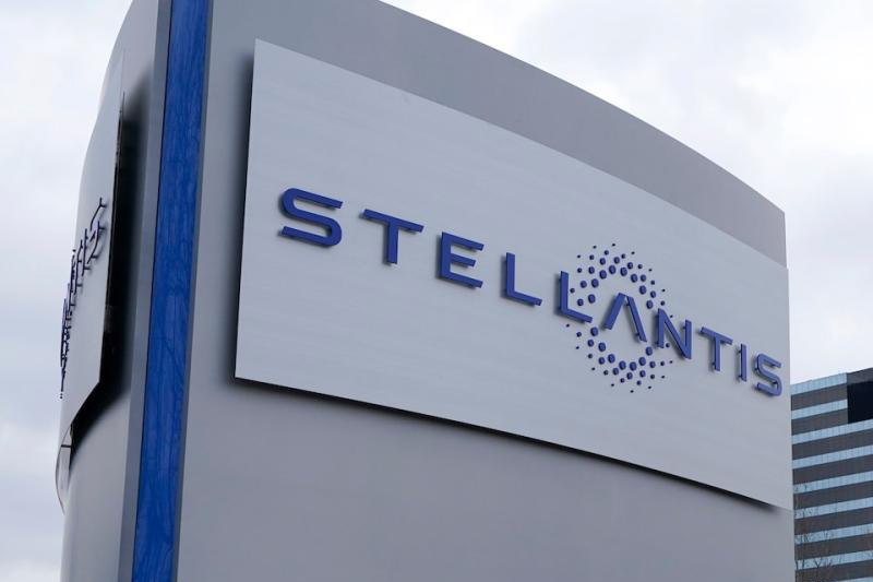 Stellantis, the parent company of Chrysler, is setting out on a transformative journey pointed at optimizing its operations and grasping long-standing time of portability.