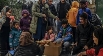 The displaced Moira migrants demand rescue from Lesbos Island after fire blazes camps