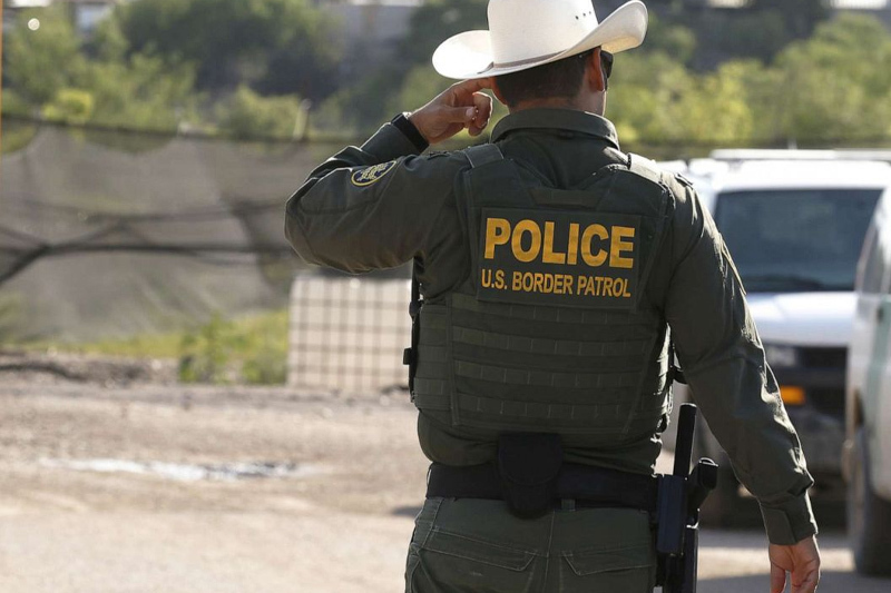 “blood on the ground” texas state troopers put border residents at risk