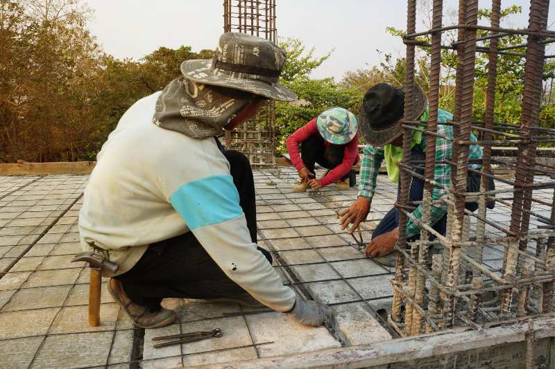 Why Are Burmese Migrant Workers Restless in Thailand?