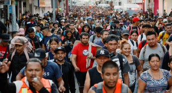 Caravan of Migrants Sets Off from Mexico to US Border on Election Day