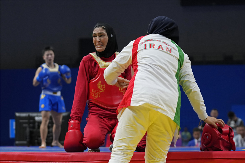 iran sports minister sacks official after women competed without hijab