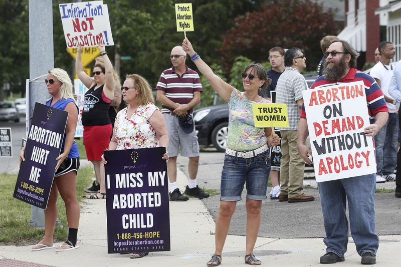 Ohio’s Resolution On Abortion Rights Attracts Funding From Illinois