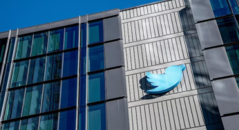 Twitter Accused of Avoiding Musk’s Mass Layoffs Legal Battle