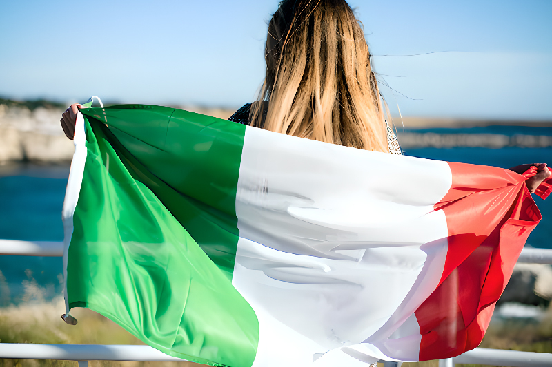 UK Forcing Italian Woman With ‘Permanent Residency’ Card To Leave The Country